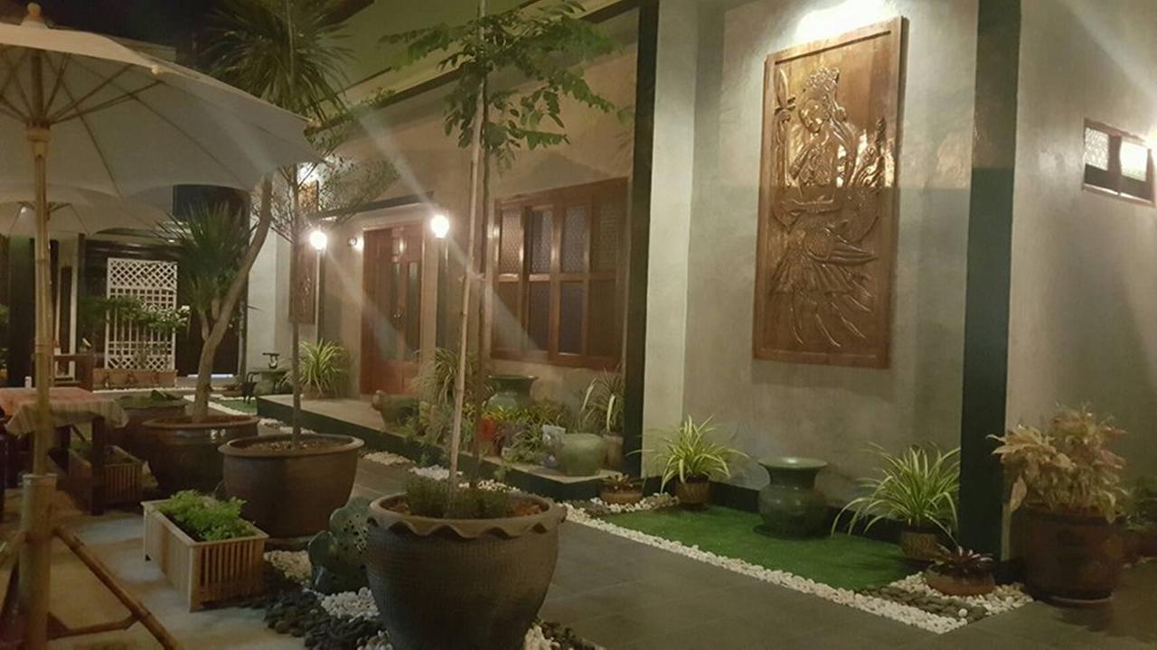 פרה נאקון סי איוטאיה Pk Hostel מראה חיצוני תמונה