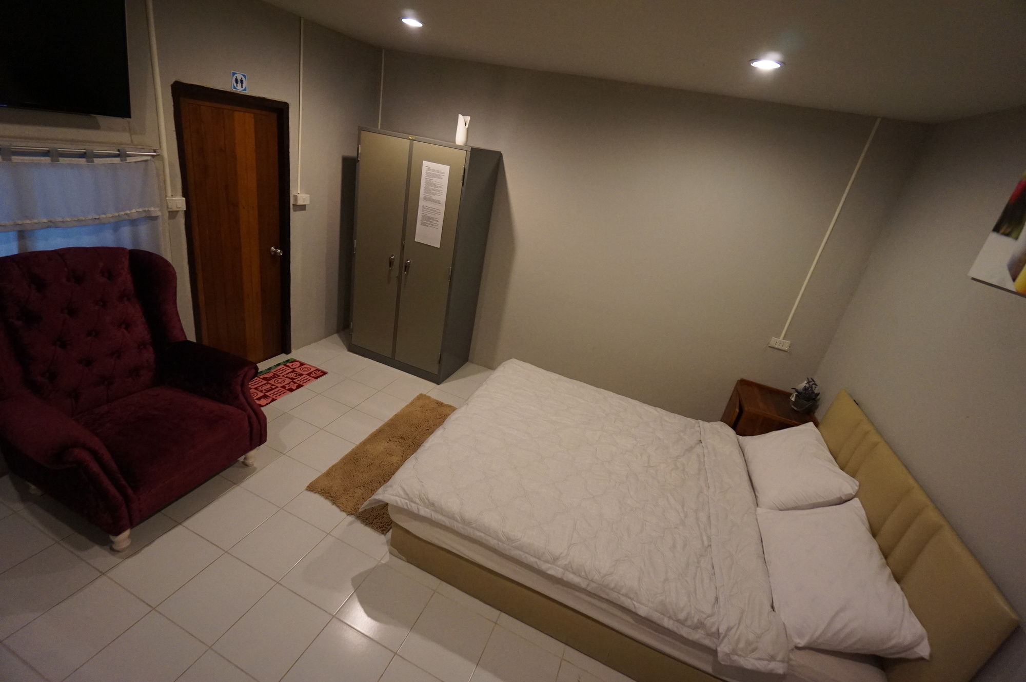 פרה נאקון סי איוטאיה Pk Hostel מראה חיצוני תמונה